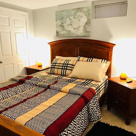Deluxe Double Room- Hazel Stays Mississauga Esterno foto